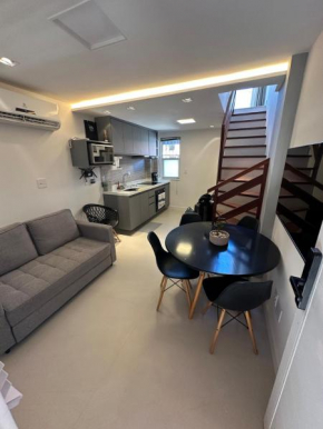 Triplex Luxo - Rua das Pedras - Churrasqueira